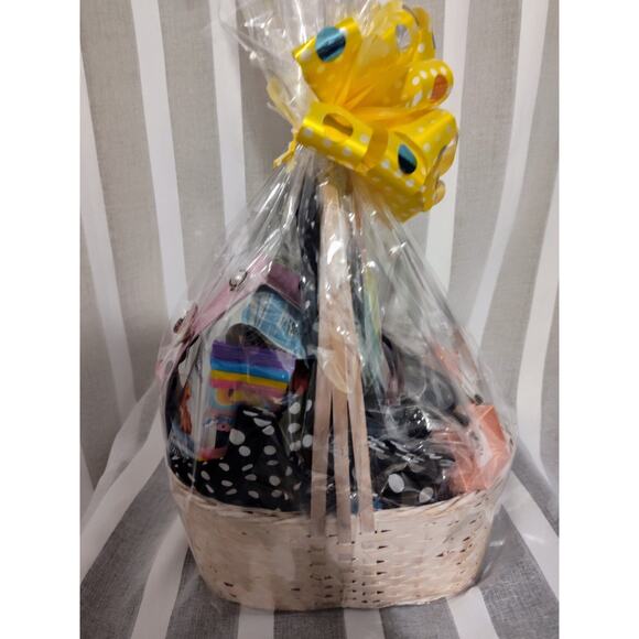 50s Themed Gift Basket with Head Band Glasses Scarf Croc Charms - Picture 4 of 13